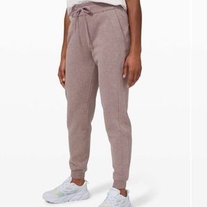 Lululemon Joggers Scuba Burgandy Heather 8